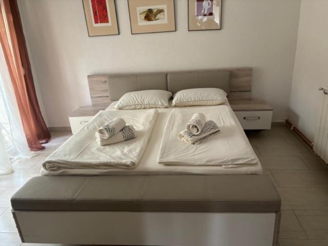 Macko, Apartmani Τίβατ Δωμάτιο φωτογραφία